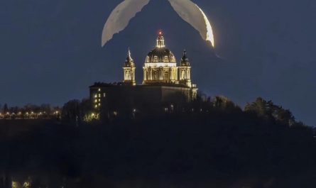 6 years of patience for one perfect shot,  moon, mountain and basilica perfectly aligned.