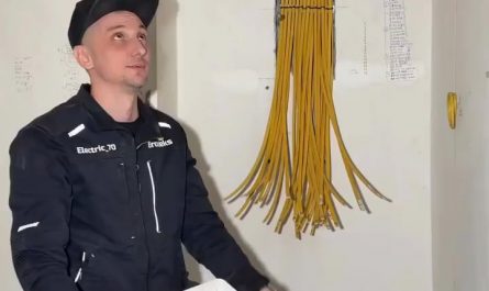 A perfect, neat, immaculate wiring installation