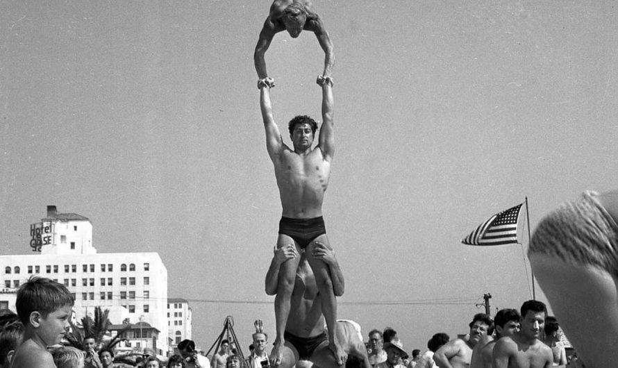 Amateur gymnastic shows of Santa Monica, California, the original muscle beach, circa 1940s