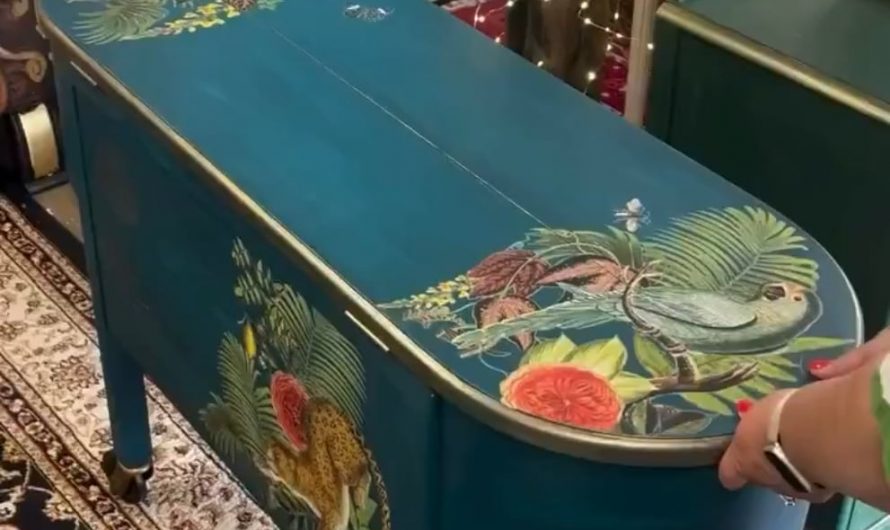 Beautiful 1930s upcycled drinks cabinet.