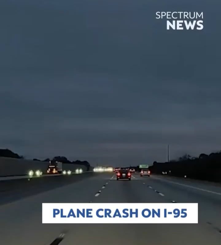 Beech Baron lands crashes into vehicle on I-95 in Brevard County