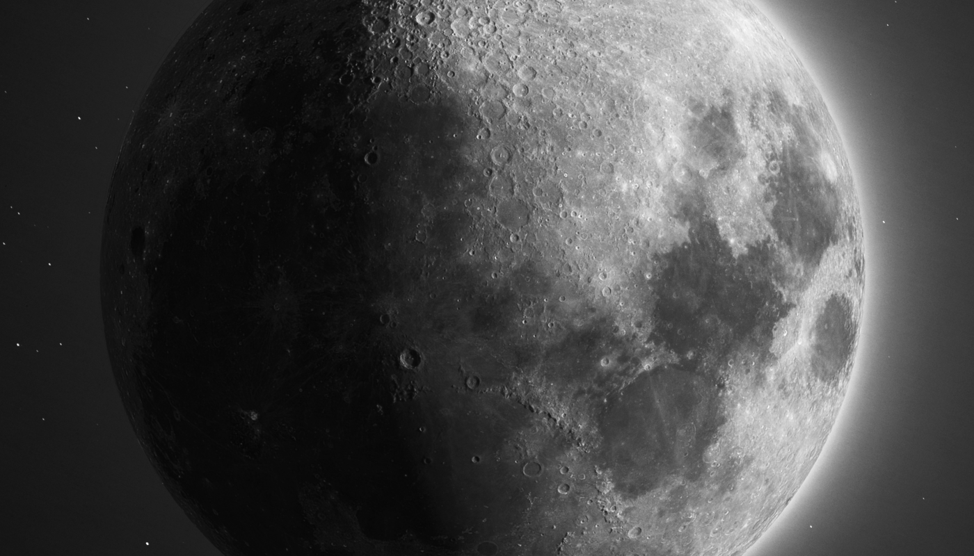 Didn’t expect my first HDR Moon to look like this...