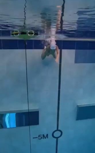 Dive training pool