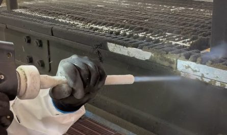 Dry Ice Blasting Heavy Equipment Paint Booth