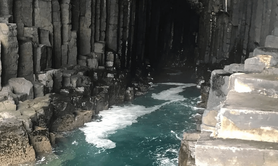 Fingal’s cave Scotland