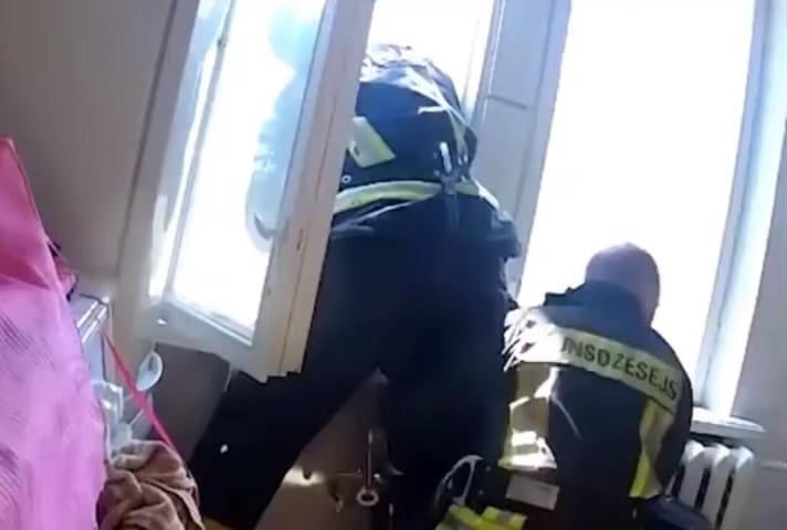 Firefighter catches suicide jumper mid air
