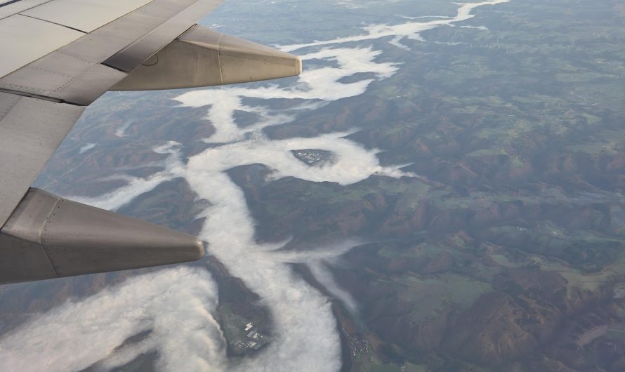 Fog filling in the valleys