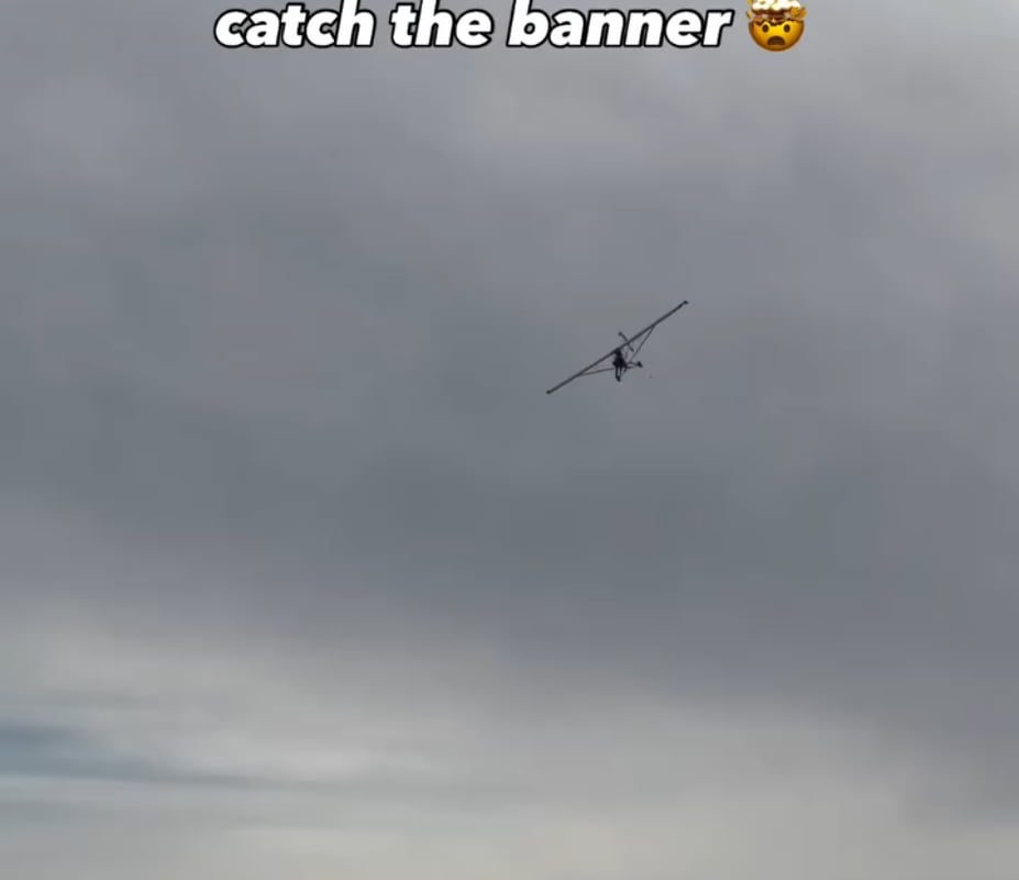 How banner tow planes catch the banner