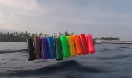 How different colors change as you go deeper underwater