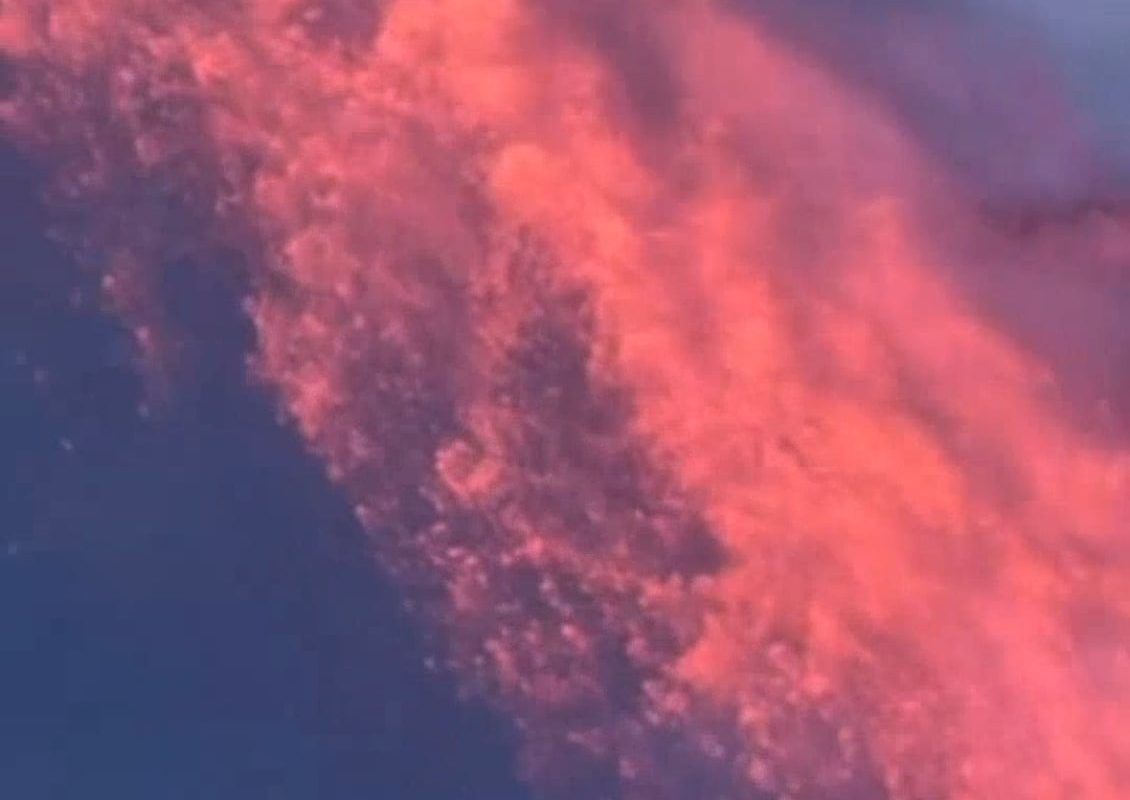 Lava fountain cools down into rocks before hitting the ground