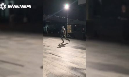 New T800 (yes, named after Terminator) humanoid. No CGI/AI, not sped up.