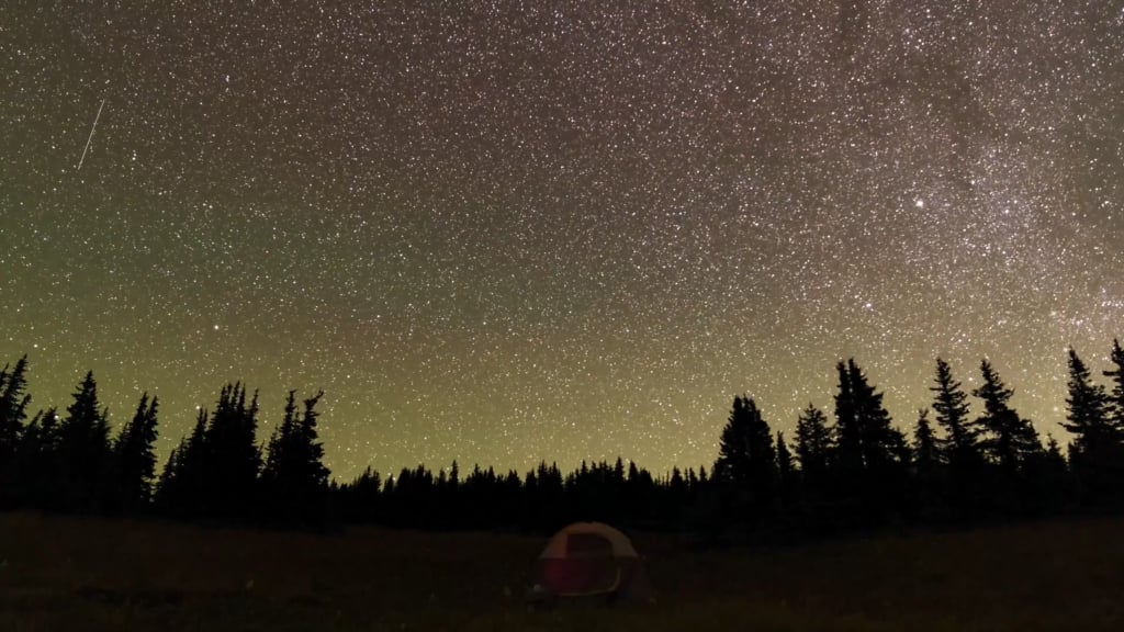 Next Level Night Vibe: Seamless 4K, 4 hour capture of the entire night sky above campsite.