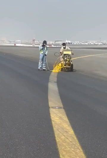 Runway painting and without the lights