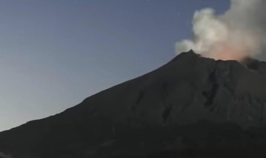 Sakurajima ‘dirty thunderstorms‘