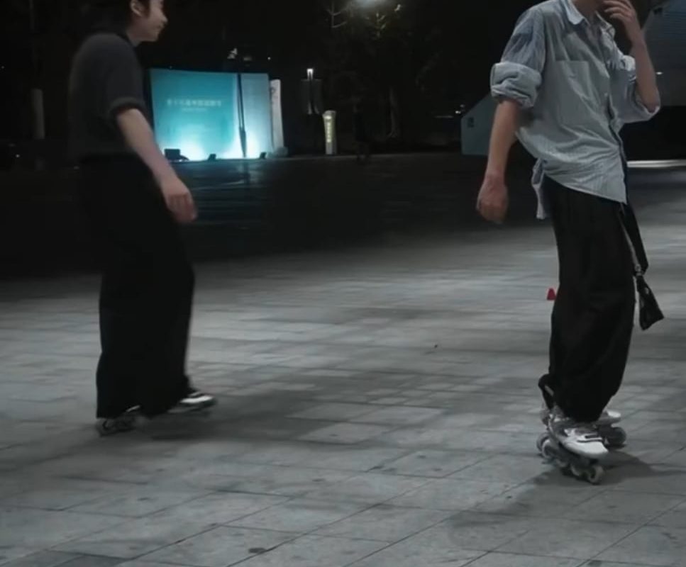 The different skating styles flow over the same line