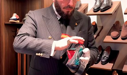 The smooth handling and rich, deep color of these royal green penny loafers.