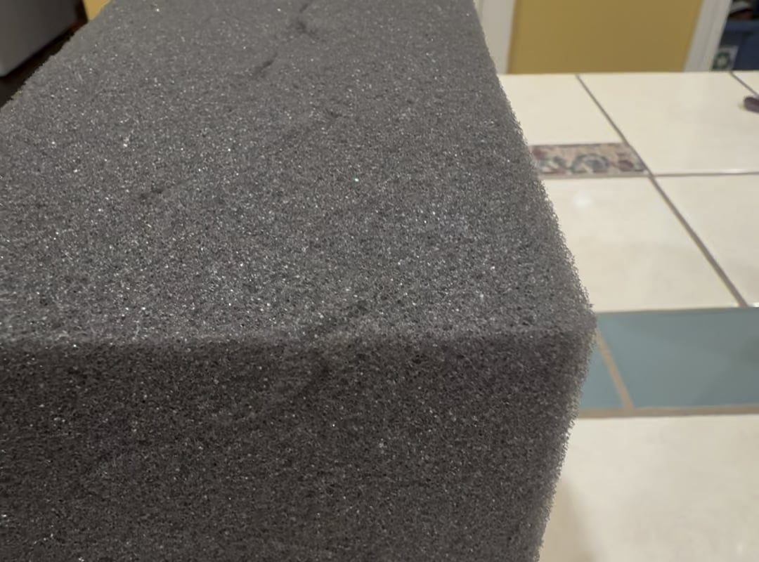 The way this foam comes apart