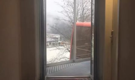 This European university uses mini trains to move students between buildings.