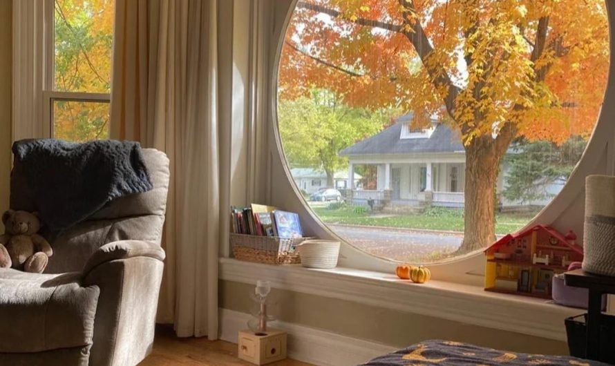 This circular window