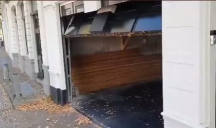 This satisfying door design