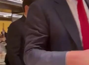 Trumps first time going out to eat at a DC restaurant and finds out regular people hate him