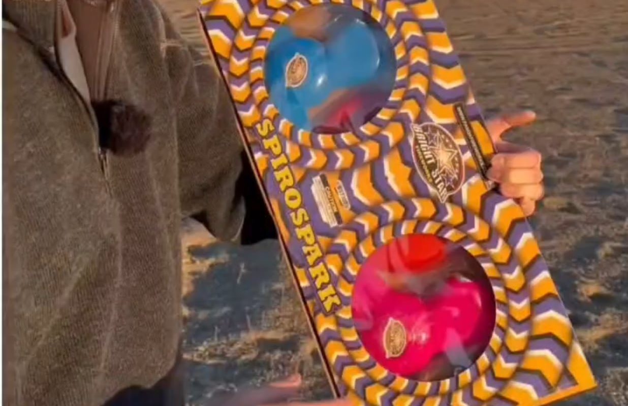 Very interesting fireworks installation