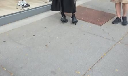 WHAT ARE THOOOOSE?!?!?😂