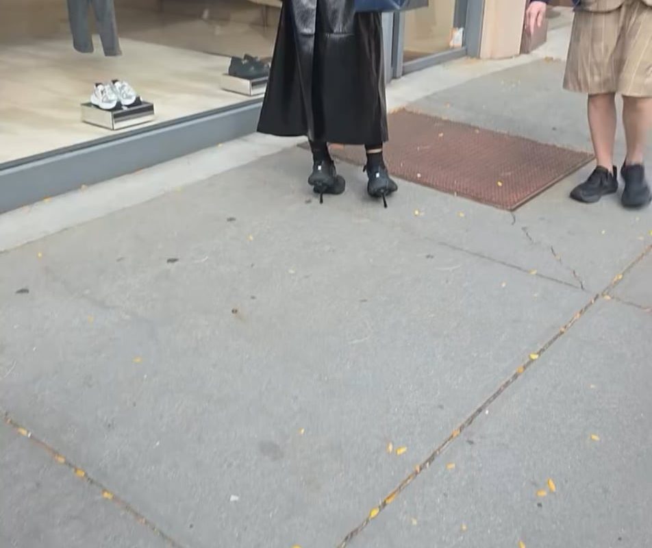 WHAT ARE THOOOOSE?!?!?😂