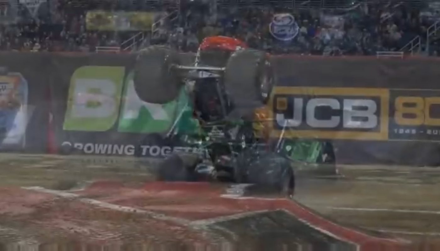 Watch this Monster Truck suspension compress