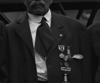 We may not know his name, but his medals reveal he was a veteran of the Civil war. why is that so interesting? the photos were most likely taken in 1897. He might be the only Native Hawaiian civil war veteran who we have a photo of. During the Civil war, Hawai'i was still an independent nation.