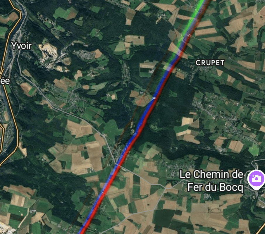 Weird artifact on Google maps satellite image