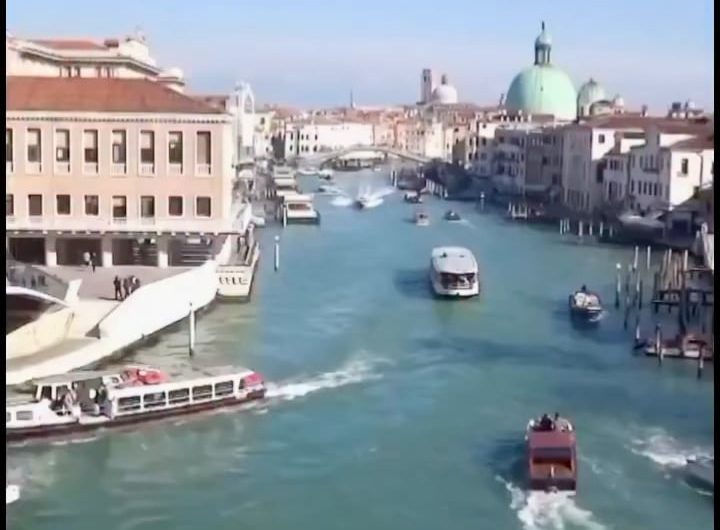 What an ambulance looks like in Venice