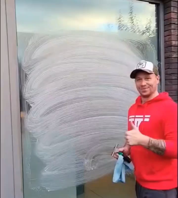 Window cleaning like this
