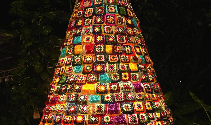 18 foot crochet Christmas Tree made by 25 women in Goa, India