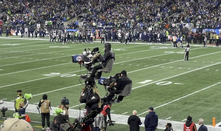 2-man camera rig used by Fox for NFL games