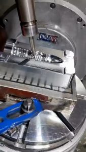 5 Axis CNC milling machine