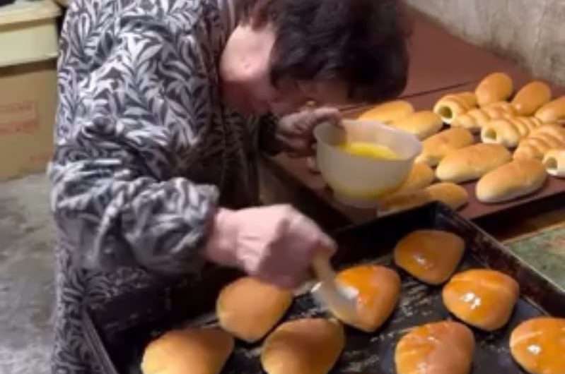 84 years old, starts baking at midnight, and makes over 300 pastries a night. Pure dedication