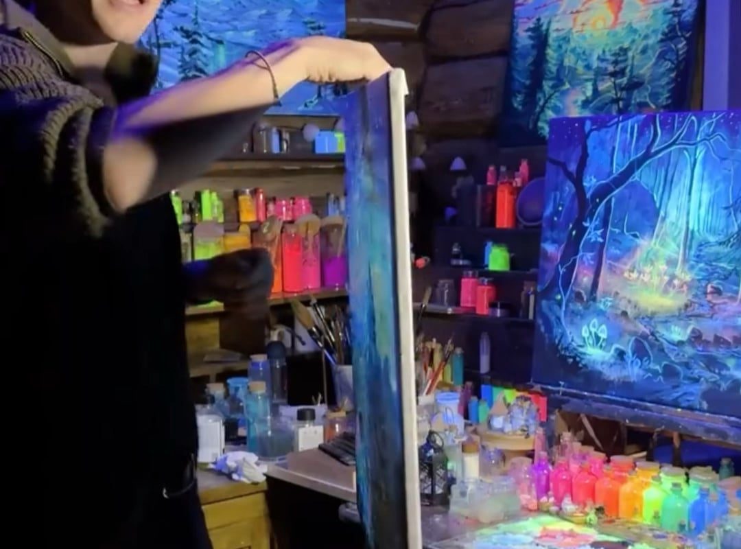 A 3-in-1 painting: that is oil, UV & glow-in-the-dark