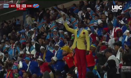A DRC supporter stands in tribute to Patrice Lumumba 🇨🇩 for 90 minutes, till the end of the game