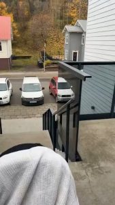 A very cool optic illusion!