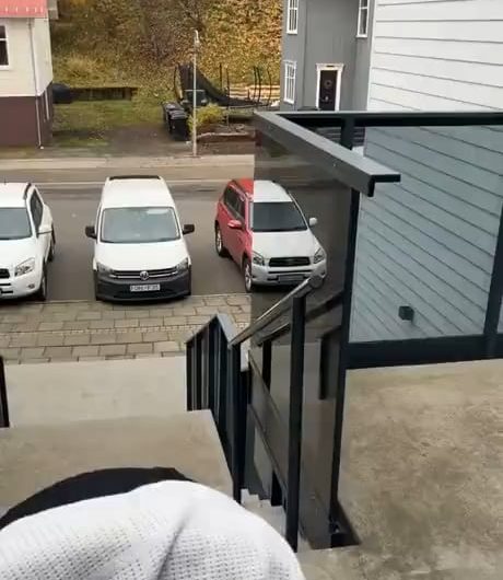 A very cool optic illusion!