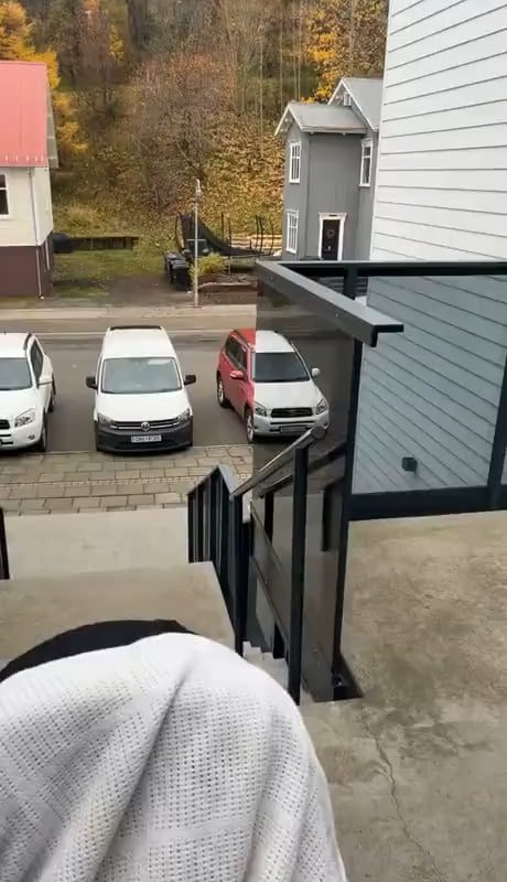 A very cool optic illusion!