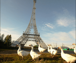 A village called Париж (Paris), Russia