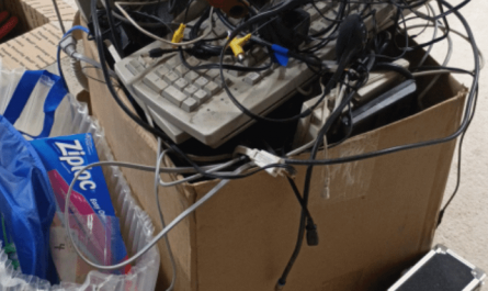 After 3 days the box of cables is finally empty and sorted