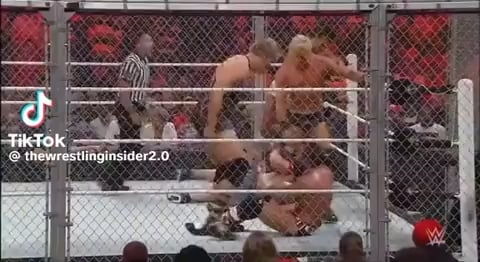 Audio of pro wrestlers calling a match in real time