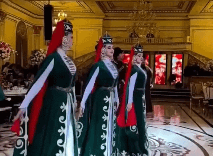 Beautiful performance of Caucasian dance ensemble