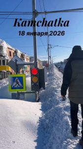 Biggest blizzard in Russia in 146 years. Over 5 m of snow.