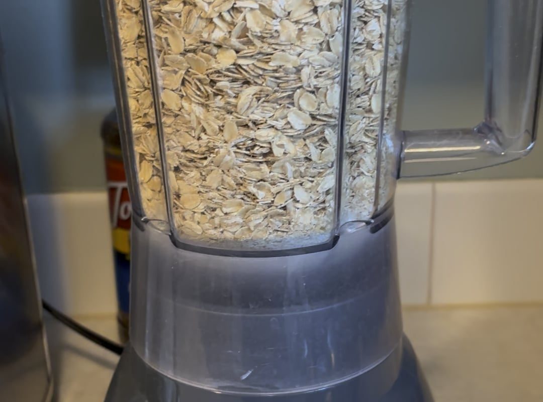 Blending Oatmeal