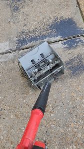 Blowing money-dust out of a money counting machine (again)