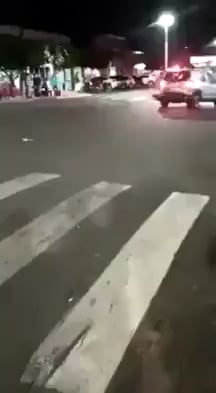 Brazilian police officer knocking down a bike thief